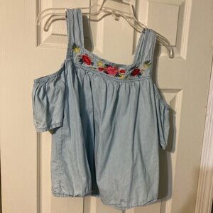 Forever 21 embroidered cold shoulder short sleeved top sz small blue 100% cotton